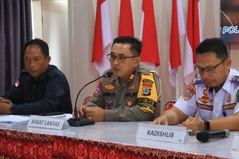 Polres Tabalong Ingatkan Siswa untuk Gunakan Angkutan Gratis