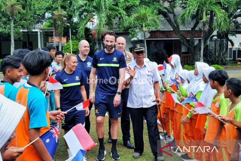 Pelatihan Sepak Bola Anak SD, Rayakan 75 Tahun Hubungan Indonesia-Australia