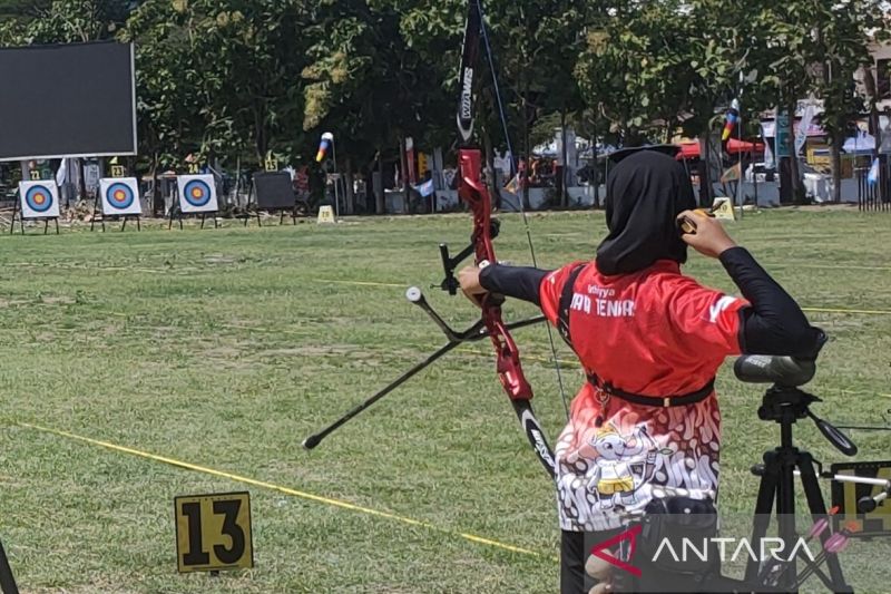 Tiga Srikandi Panahan Indonesia Dominasi Kualifikasi PON XXI