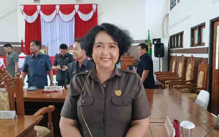 DPRD Gunung Mas Dorong Posyandu Lebih Kreatif untuk Meningkatkan Kunjungan