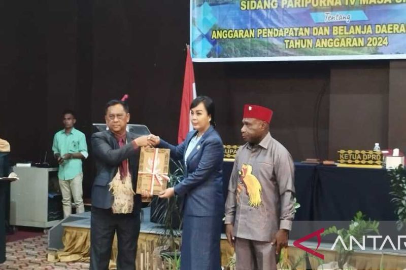 DPRD Jayapura Bahas Raperda Perubahan APBD Tahun 2024