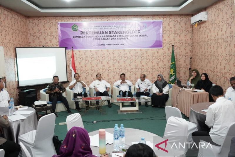 Pertemuan stakeholder kehumasan bertema "Lembaga Pendidikan dan Lembaga Kesejahteraan Sosial Ramah dan Religius" di Medan, Selasa (10/9/2024). ANTARA/HO-Kemenag Sumut