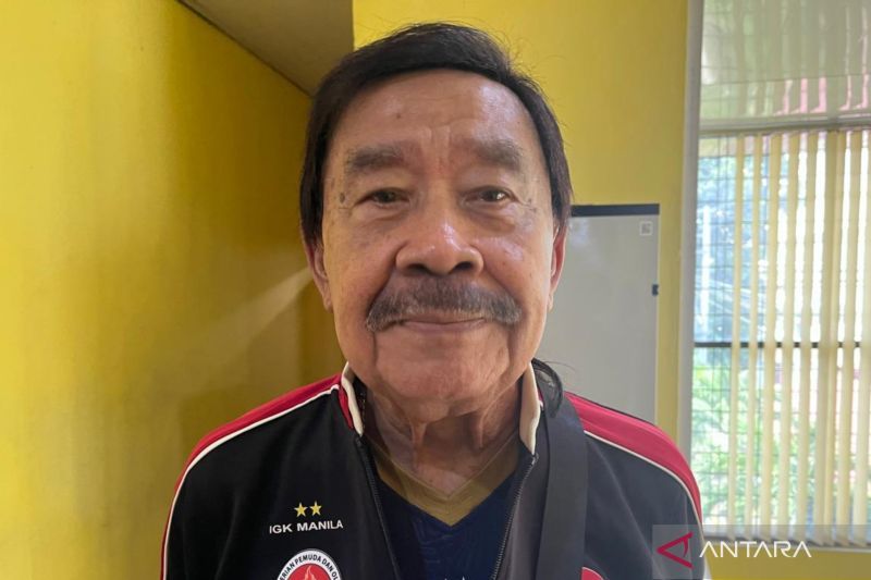 Bapak Wushu Indonesia IGK Manila ditemui usai Manager Meeting cabang olahraga wushu PON XXI Aceh-Sumut di GOR Disporasu, Deli Serdang, Sumatera Utara, Rabu (11/9/2024). (ANTARA/Fathur Rochman)
