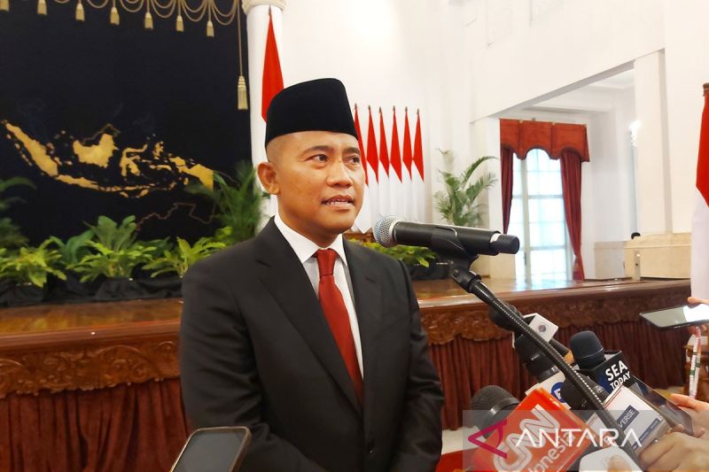 Kepala Badan Nasional Penanggulangan Terorisme (BNPT) Irjen Pol. Eddy Hartono saat menyampaikan keterangan usai dilantik oleh Presiden Joko Widodo di Istana Negara Jakarta, Rabu (11/9/2024). ANTARA/Andi Firdaus/aa.
