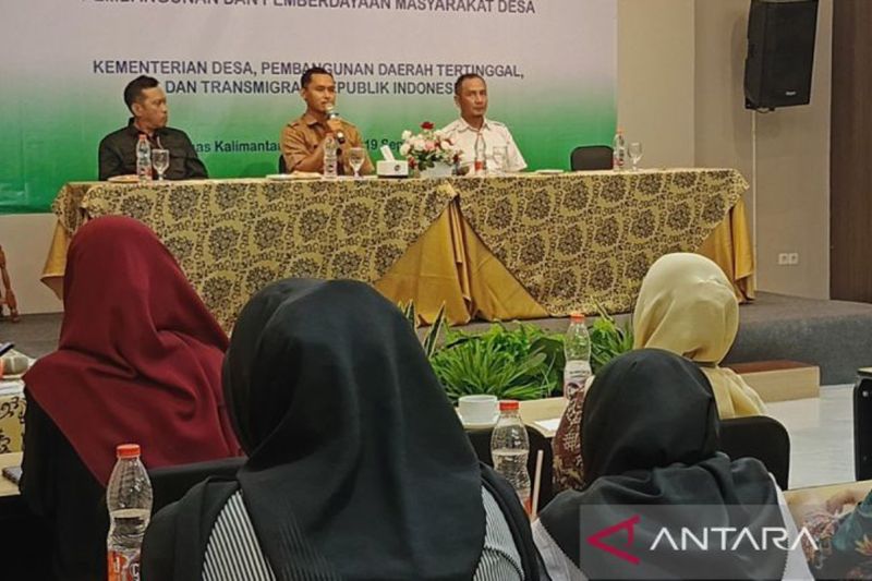 Bimtek penguatan partisipasi pegiat desa dalam pembangunan dan pemberdayaan desa di Kabupaten Kapuas, Rabu (11/9/2024). ANTARA/All Ikhwan