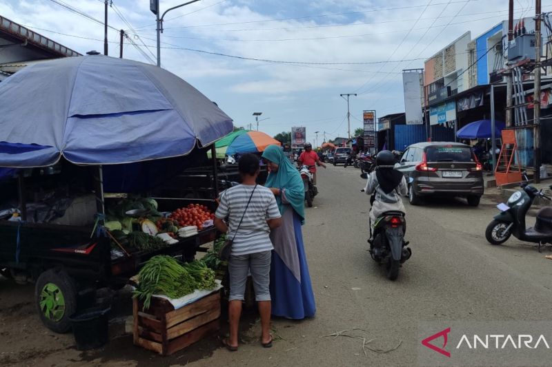 Pemkab Manggarai Barat Imbau Pedagang Manfaatkan Lapak Resmi