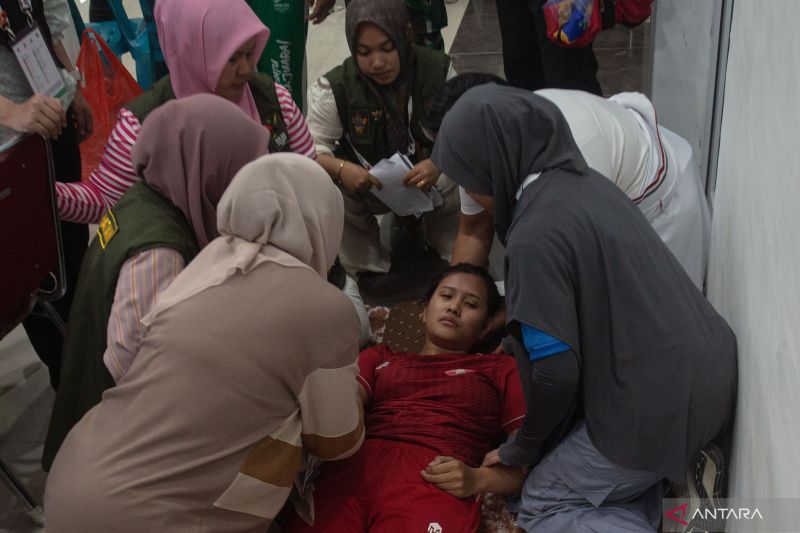 Angela Henan raih medali emas PON XXI Aceh-Sumut, pingsan saat pengumuman