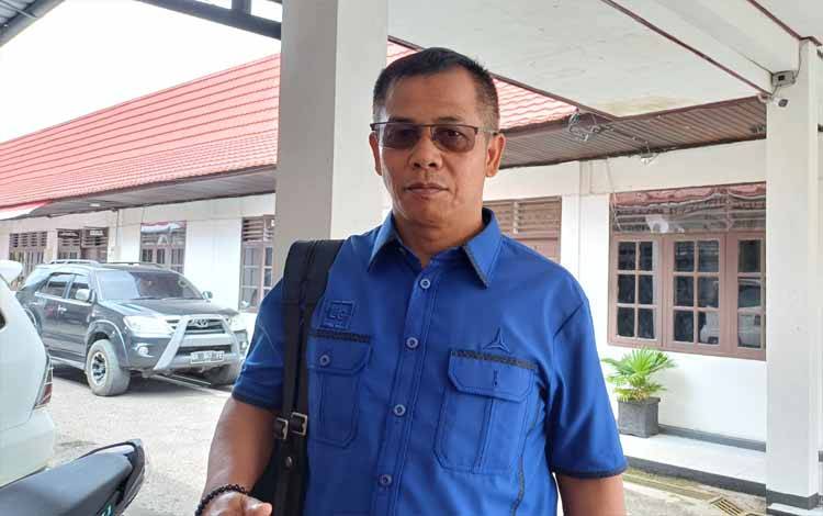 Anggota DPRD Kotawaringin Timur Sihol Parningotan Lumban Gaol. (FOTO: DEWIP)