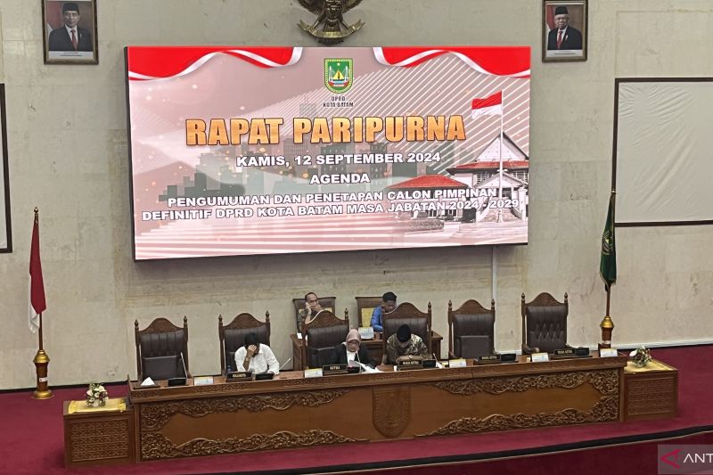 Rapat Paripurna pengumuman dan penetapan calon pimpinan definitif DPRD Kota Batam 2024-2029 (ANTARA/Jessica)