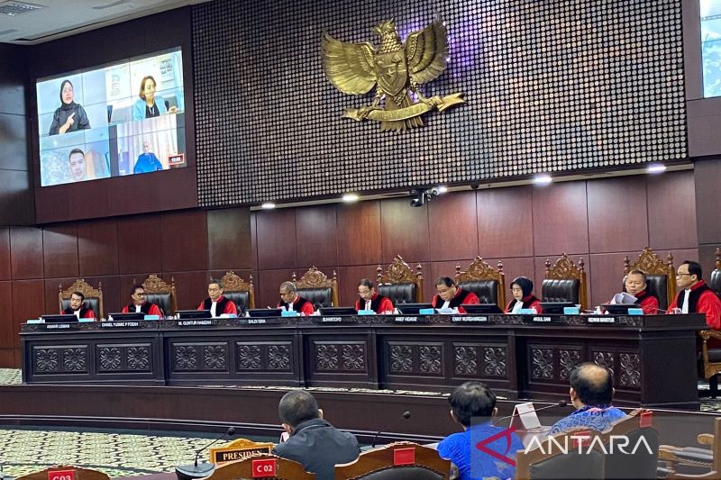 Sidang pengucapan putusan di Ruang Sidang Pleno Mahkamah Konstitusi, Jakarta, Kamis (12/9/2024). (ANTARA/Fath Putra Mulya)
