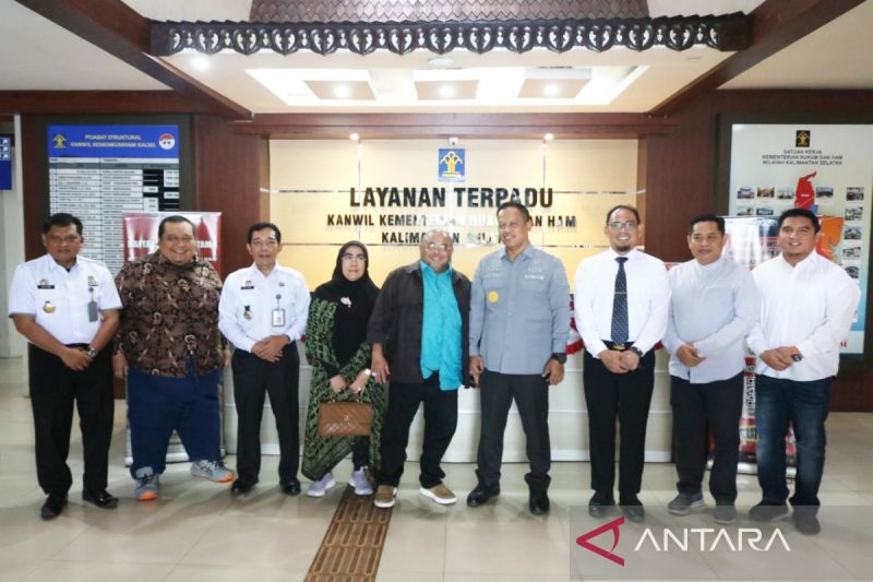 Anggota Komisi III DPR RI Habib Aboe Bakar Al-Habsyi melakukan kunjungan dalam masa reses di Kanwil Kemenkumham Kalsel. (ANTARA/Firman)