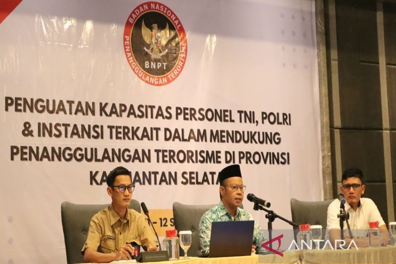 Sekretaris Majelis Ulama Indonesia (MUI) Kalimantan Selatan Nasrullah dalam acara Penguatan Kapasitas dan Kompetensi Personel TNI, Polri, dan Instansi Terkait di Kalsel, di Banjarmasin, Kamis. (ANTARA-HO/IST/hmskominfokalsel)