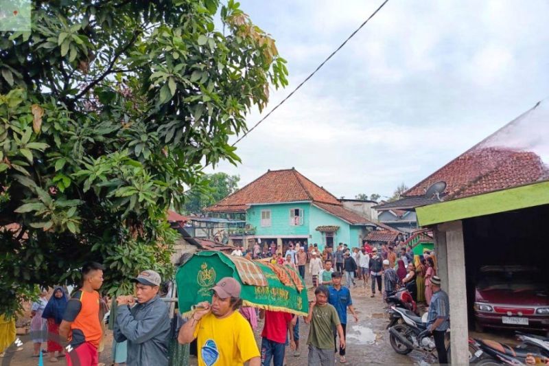 Tim SAR Temukan Jasad Bocah Tenggelam di Sungai Lematang