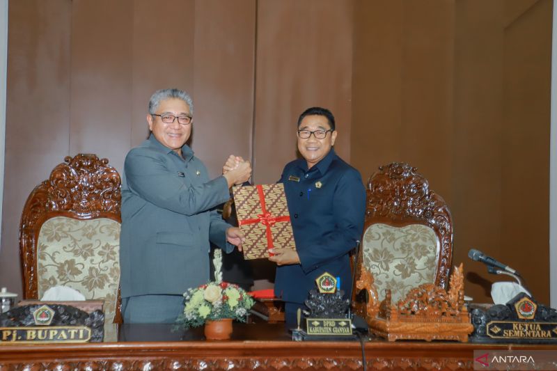Dewan dan Pemkab Gianyar Sepakati Perubahan APBD 2024