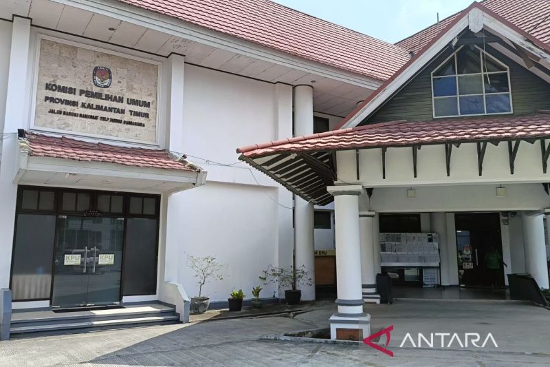 Tampak kantor KPU Kaltim di Jalan Basuki Rahmat, Samarinda. (ANTARA/Ahmad Rifandi)