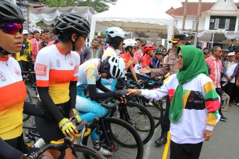DKI Jakarta Raih Emas di Balap Sepeda PON XXI Melalui Shakila