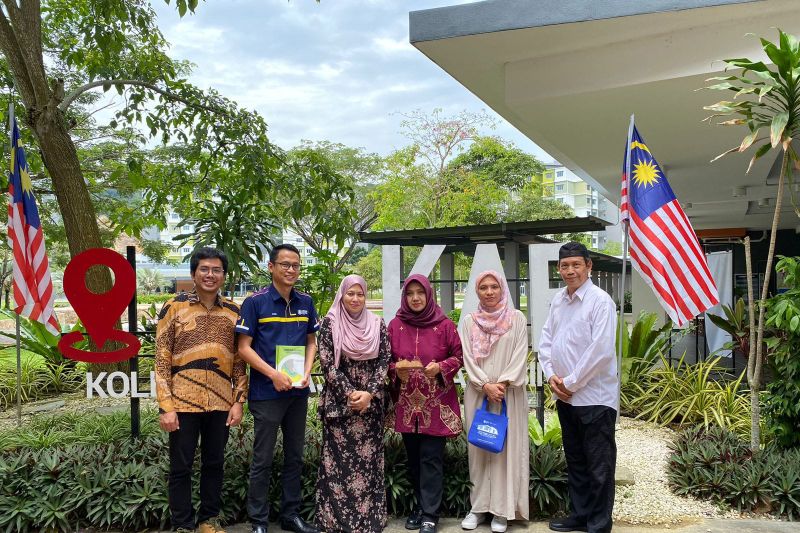 Tim Universitas Indoneaia (UI) bersama Universiti Tan MARA (UiTM), Malaysia. (ANTARA/ Foto: Humas UI)