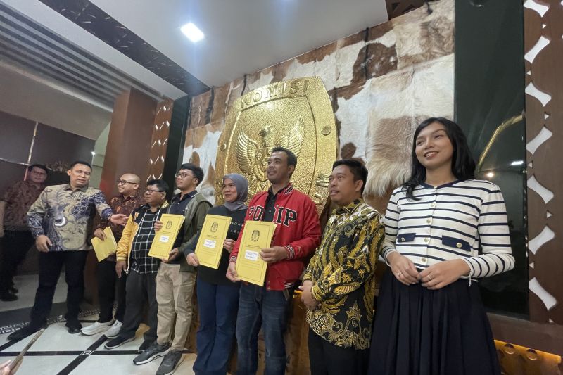 Ketiga Pasangan Calon Gubernur DKI Jakarta Penuhi Syarat Administratif