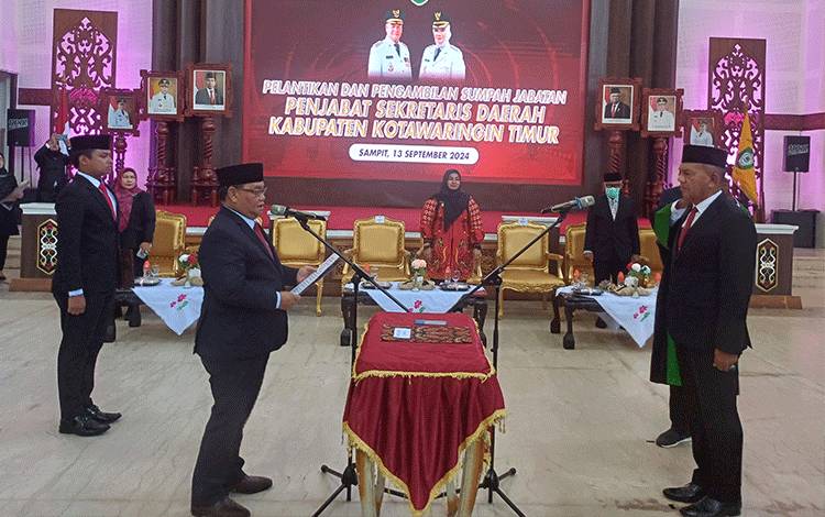 Sanggul Lumban Gaol Dilantik Sebagai Pj Sekda Kotim
