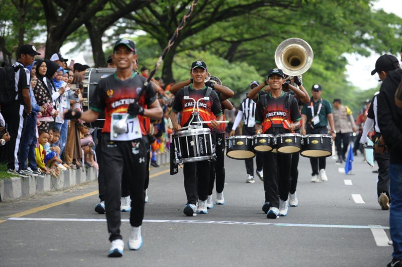 Tim drumband Kalteng tampil di PON XXI Aceh-Sumut 2024 di Kota Medan yang berhasil mendapatkan medali perak, Jumat (13/9/2024). ANTARA/Dokumentasi