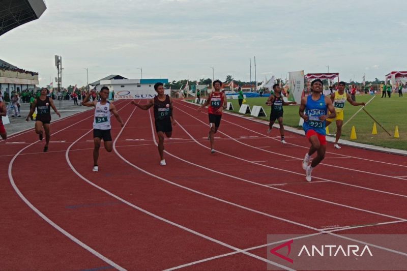 Lalu Muhammad Zohri Raih Emas Lari 200 Meter di PON 2024