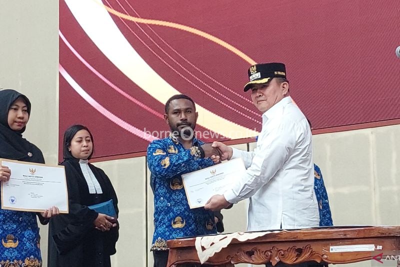 ASN Kota Sorong Terima SK, Siap Mengabdi untuk Masyarakat