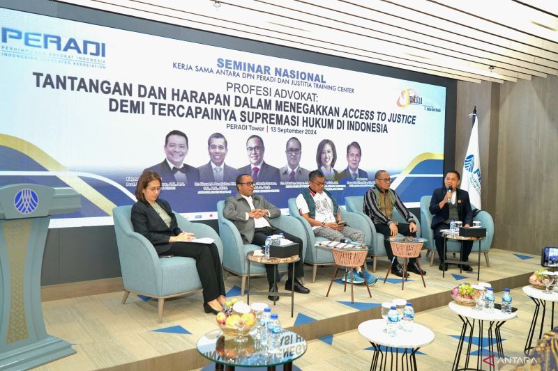 Suasana seminar bertajuk "Profesi Advokat: Tantangan dan Harapan dalam Menegakkan Access to Justice Demi Terciptanya Supremasi Hukum" di Peradi Tower, Jakarta Timur, Jumat (13/9/2024). ANTARA/HO-DPN Peradi