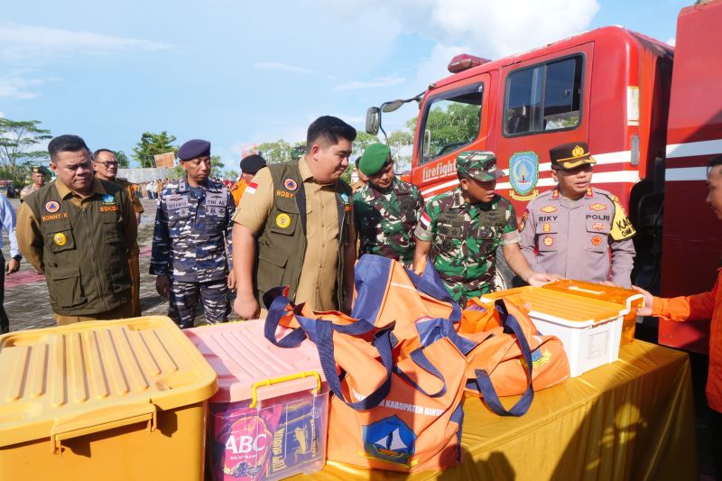 Bupati Bintan Instruksikan Penyaluran Bantuan untuk Korban Bencana