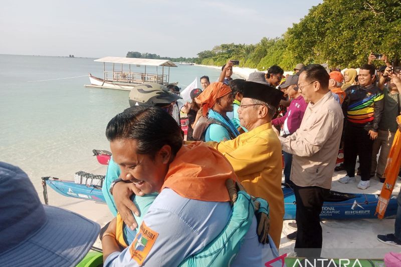 Tim Dayung Jelajah Nusantara Selesaikan Ekspedisi Pulau Belitung