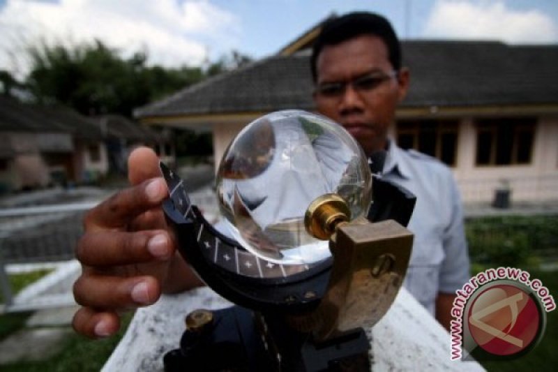 BMKG Yogyakarta Pastikan Musim Hujan Belum Tiba, Waspada Cuaca Ekstrem