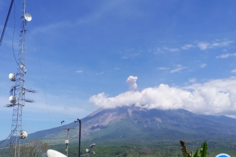 Gunung Semeru Erupsi Lagi, Ketinggian Letusan Mencapai 700 Meter