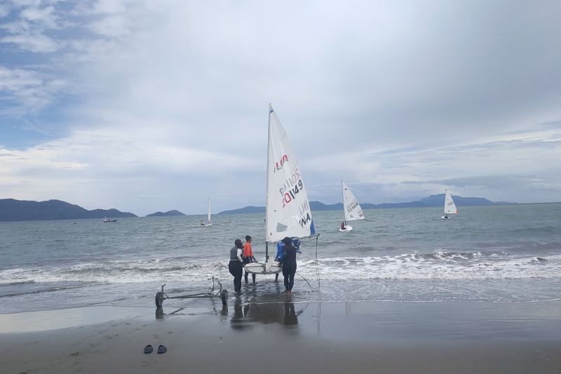 Kirana Wardojo Dekati Emas ILCA 6 Putri di PON XXI Banda Aceh