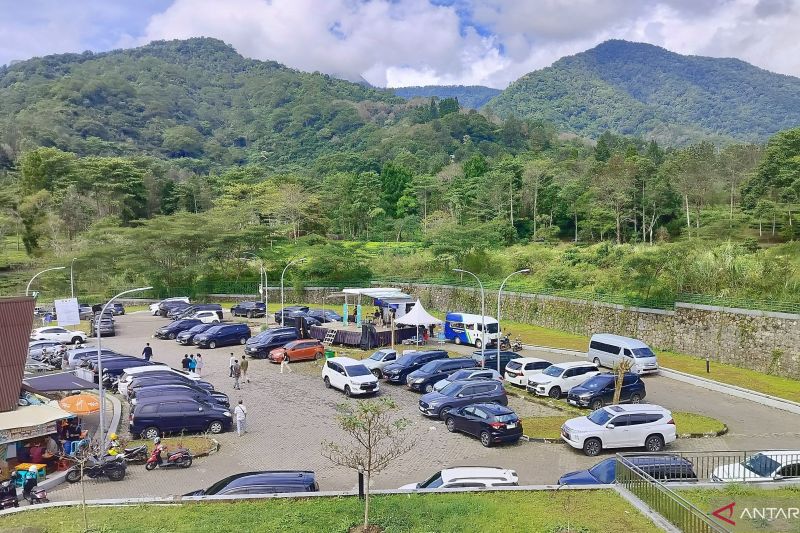Wisatawan Perempuan Meninggal Diduga Kelelahan di Bogor