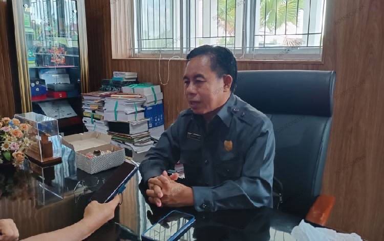 DPRD Gunung Mas Imbau Pemilih Pemula Segera Miliki KTP Elektronik