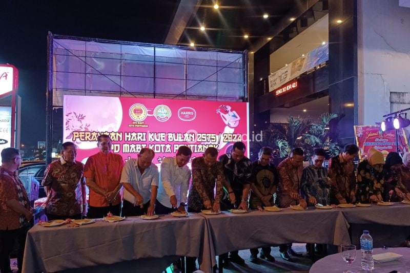 Perayaan Hari Kue Bulan, Cermin Kekayaan Budaya Pontianak
