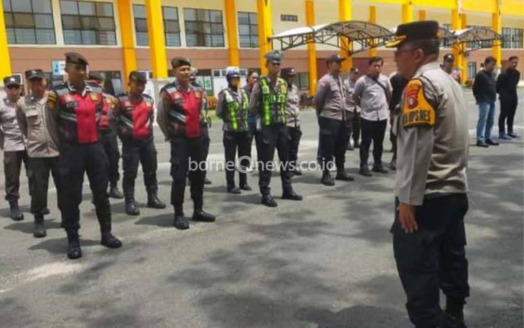 Polres Pulang Pisau Kerahkan Personel untuk Amankan Deklarasi Cagub dan Wagub Pilkada 2024