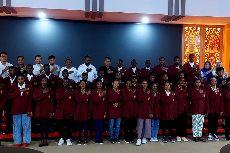 Pemerintah Asmat Kirim 40 Anak Kuliah di Unimuda Sorong