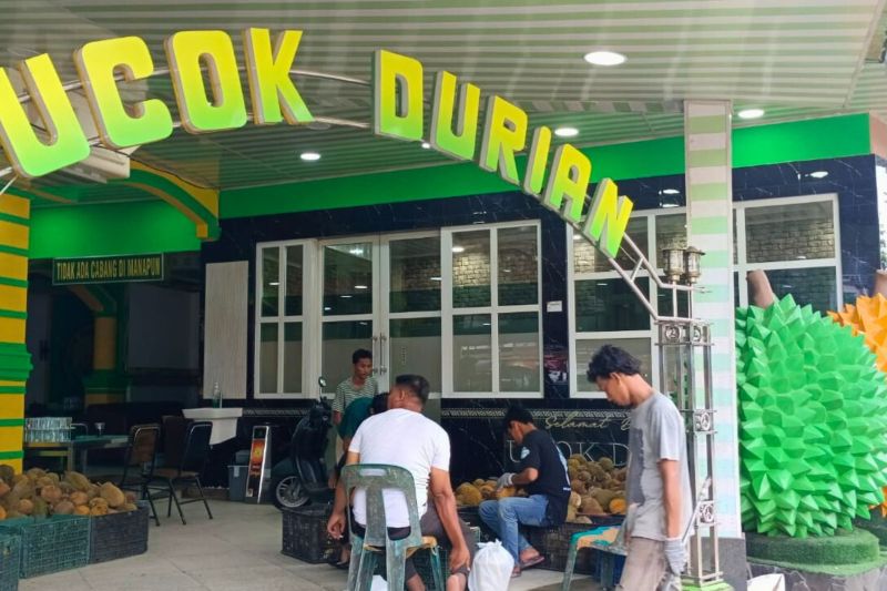 Durian Manis Jadi Favorit Tamu PON, Ucok Durian Siap Layani