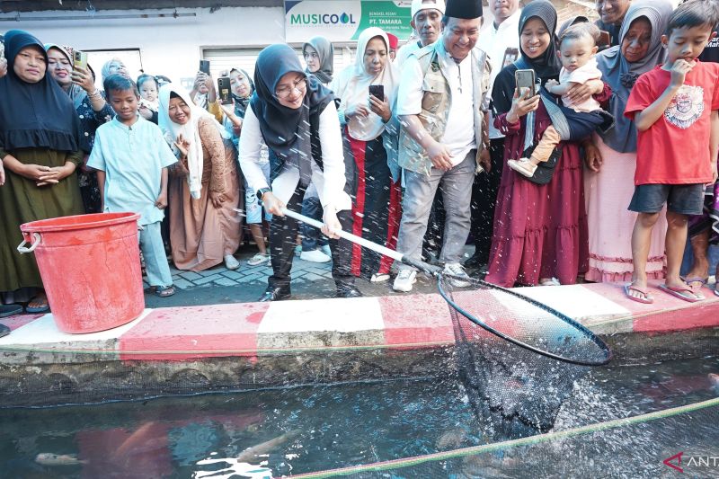 Warga Genteng Wetan Banyuwangi Ubah Saluran Irigasi Jadi Kolam Ikan