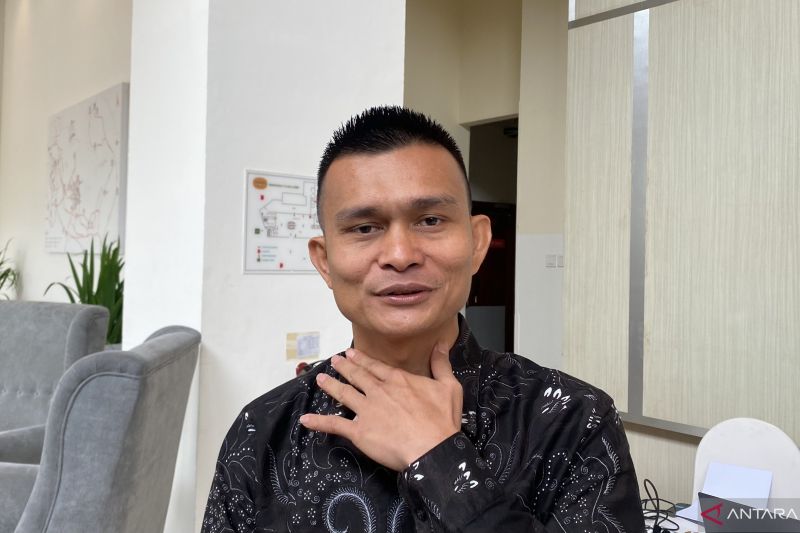 Ketua Bawaslu Kota Batam Antonius Gaho. (ANTARA/Amandine Nadja)
