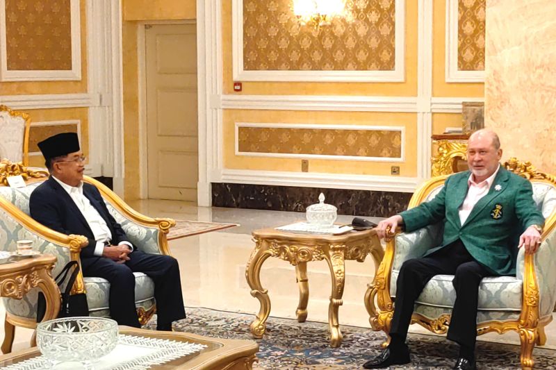 Jusuf Kalla Temui Sultan Ibrahim untuk Perkuat Hubungan RI-Malaysia