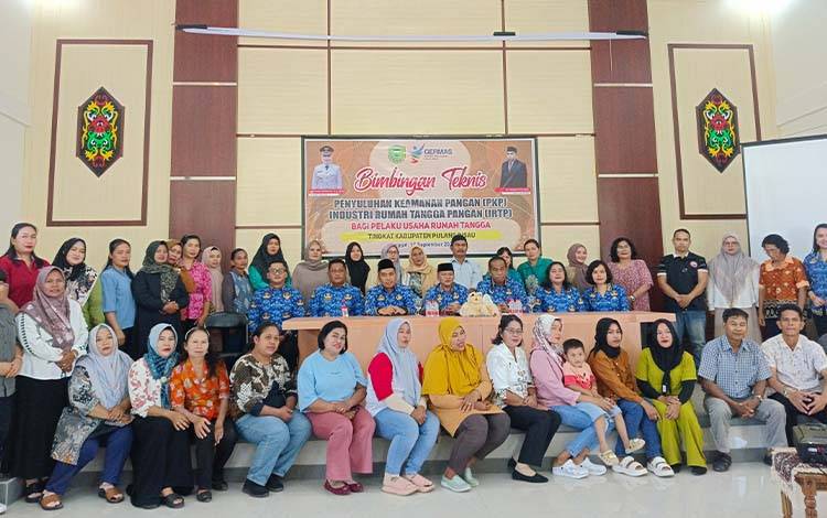 Dinas Kesehatan Pulang Pisau Gelar Bimtek Keamanan Pangan untuk UMKM