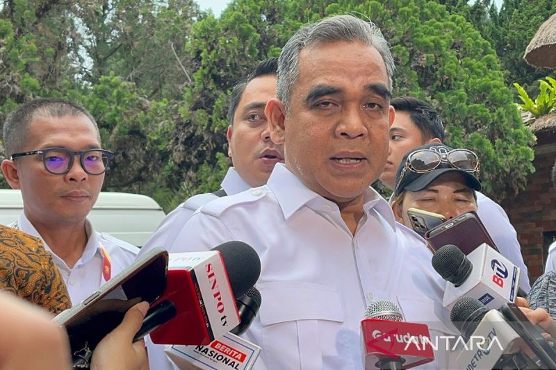 Arsip foto - Sekretaris Jenderal Partai Gerindra Ahmad Muzani di kediaman Prabowo di Hambalang, Kabupaten Bogor, Jawa Barat, Jumat (30/8/2024). ANTARA/M Fikri Setiawan/am.
