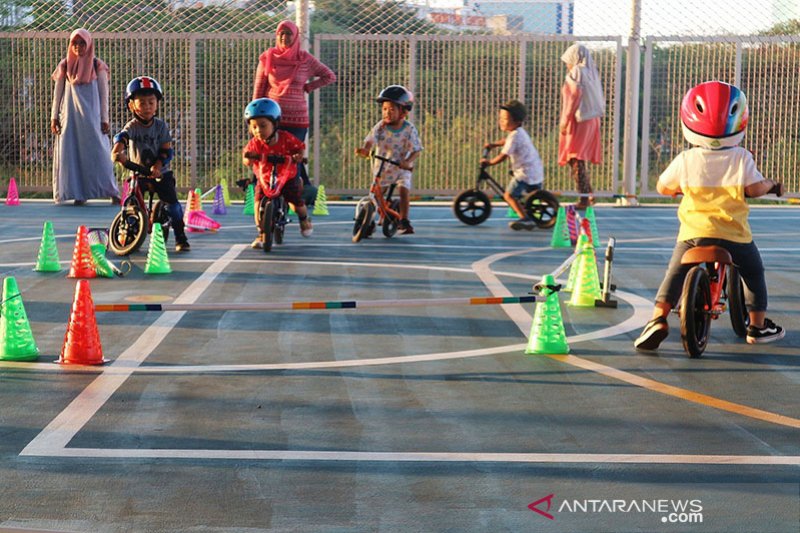 Stimulasi Perkembangan Motorik Anak Bisa Dilakukan di Rumah