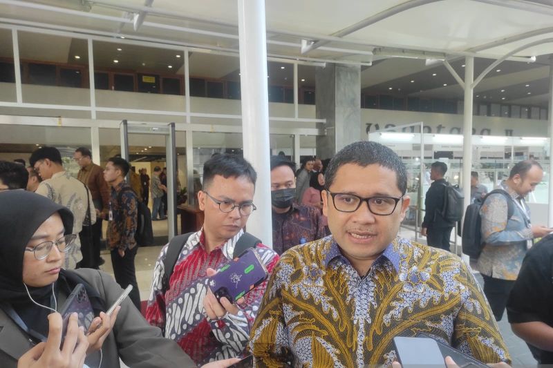 Surplus Neraca Perdagangan Agustus 2024, Sektor Non-Migas Unggulkan