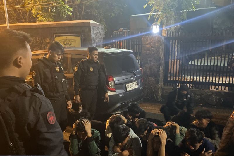 Polda Sumut Tangkap 12 Anggota Geng Motor di Medan, Amankan Senjata