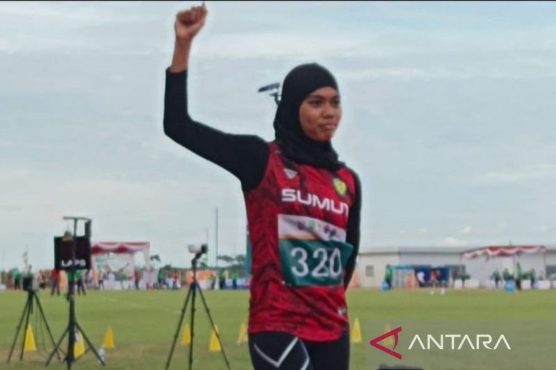 Nella Agustin Raih Tiga Emas di PON XXI, Catat Rekor Baru