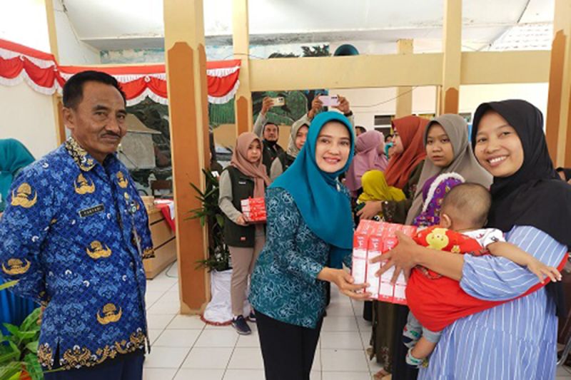 Pemkab Probolinggo Salurkan Susu Formula untuk Cegah Stunting