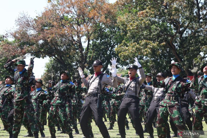 Pendidikan Gabungan TNI-Polri Perkuat Sinergi di Jateng dan Jatim