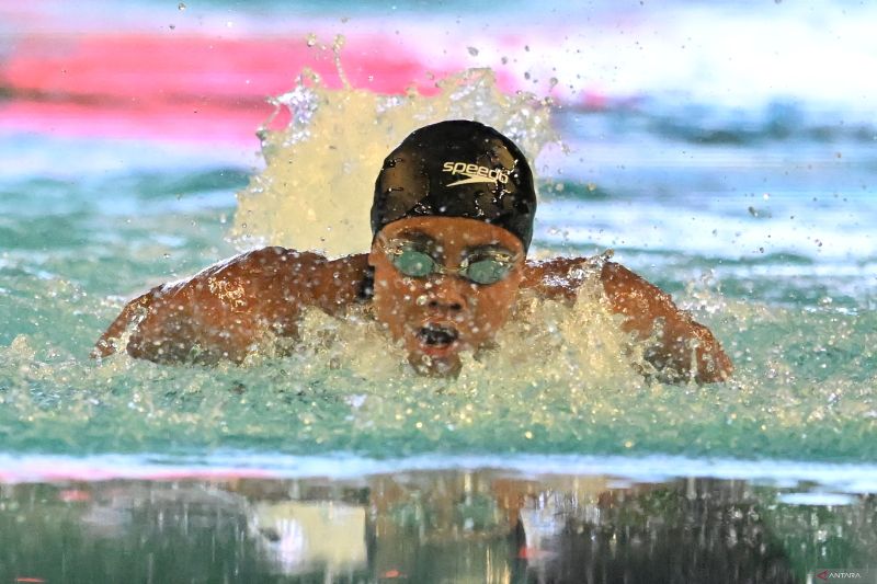 Azzahra Permatahani Rebut Emas di 200 Meter Gaya Ganti PON 2024